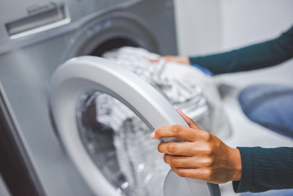 Plumber Tips On How To Save Energy Doing Laundry | Conway, SC